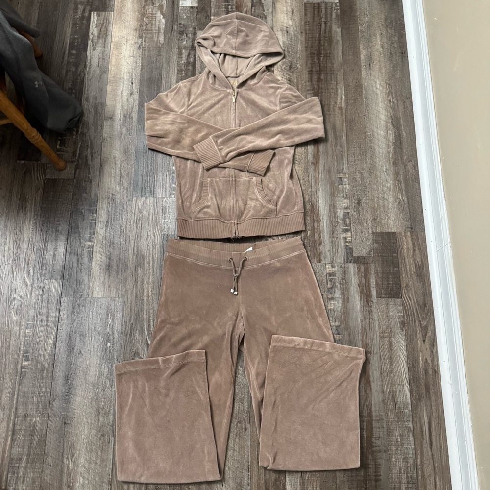 Victoria's Secret vintage Plush & Lush Taupe Velour Zip Hoodie & Jogger Set
